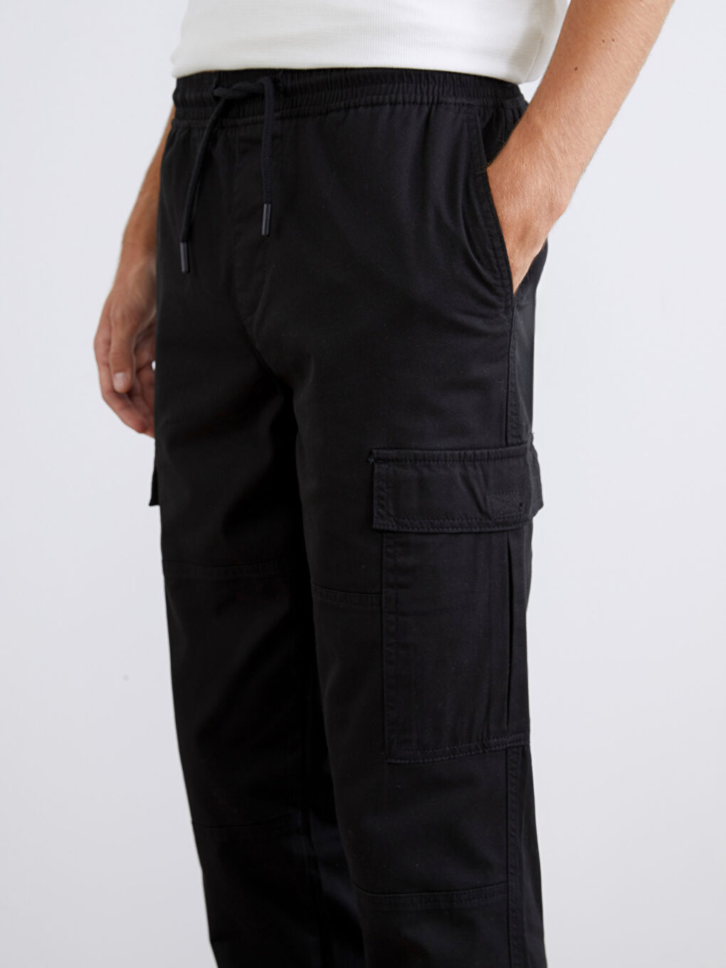 CRNA Pantalone Muškarac-2