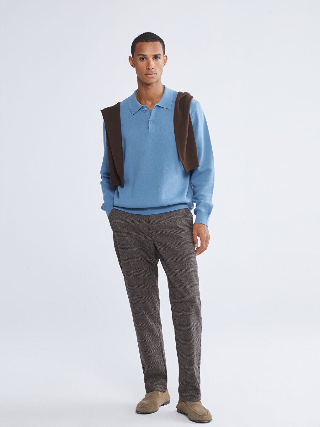 მამაკაცები მუქი ლურჯი სვიტერი-1