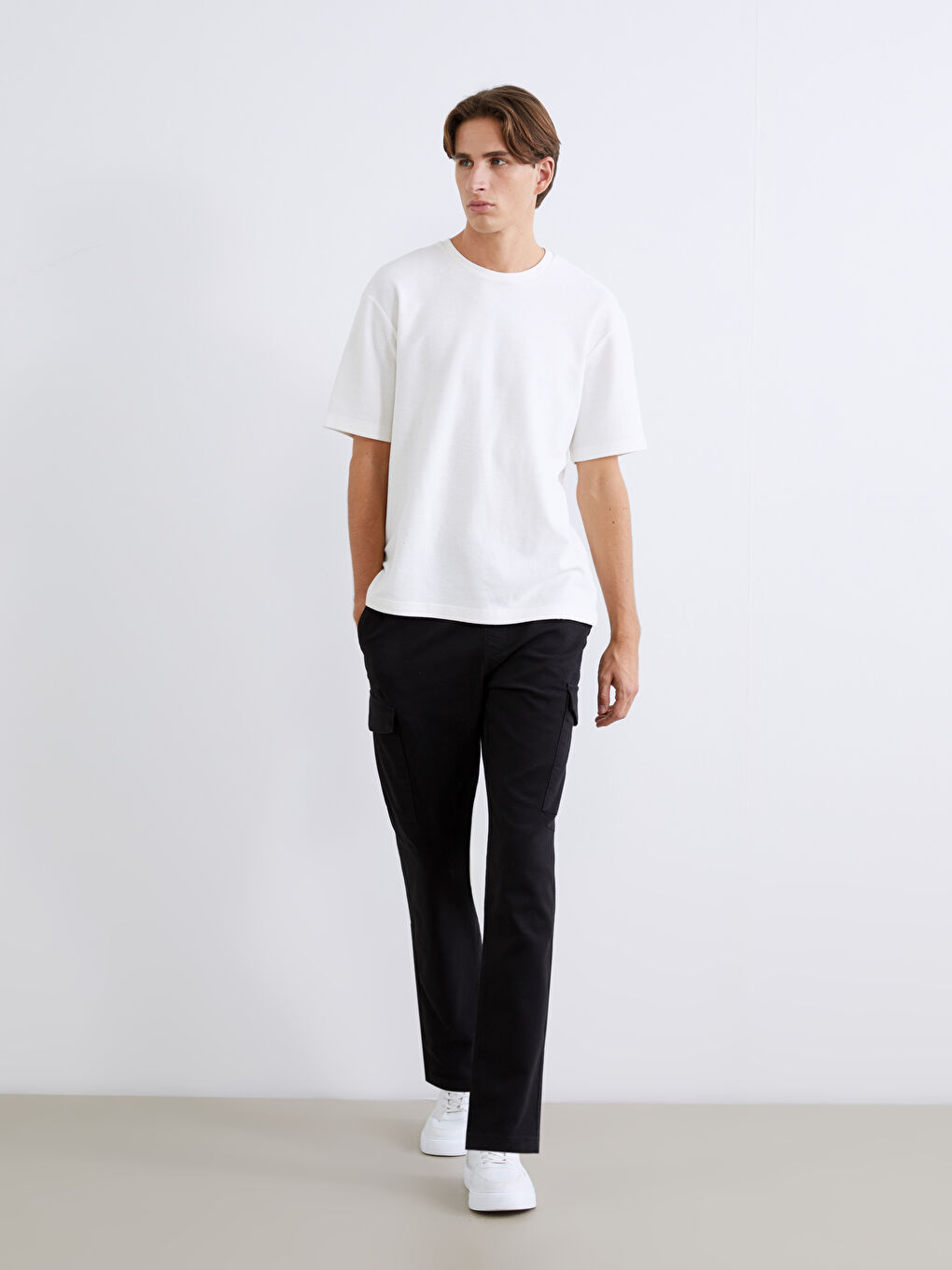 Slim Fit Men's Cargo Trousers