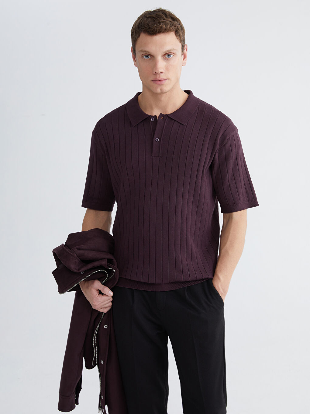 ерлерге арналған поло жағалы қысқа жең трикотаж жемпір