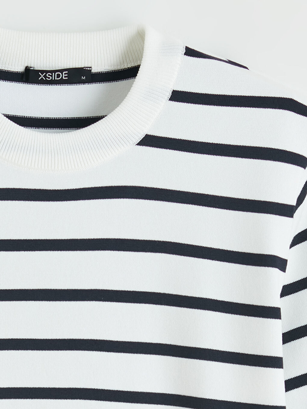 Ekru Bisiklet Yaka Çizgili Erkek Triko Kazak-1