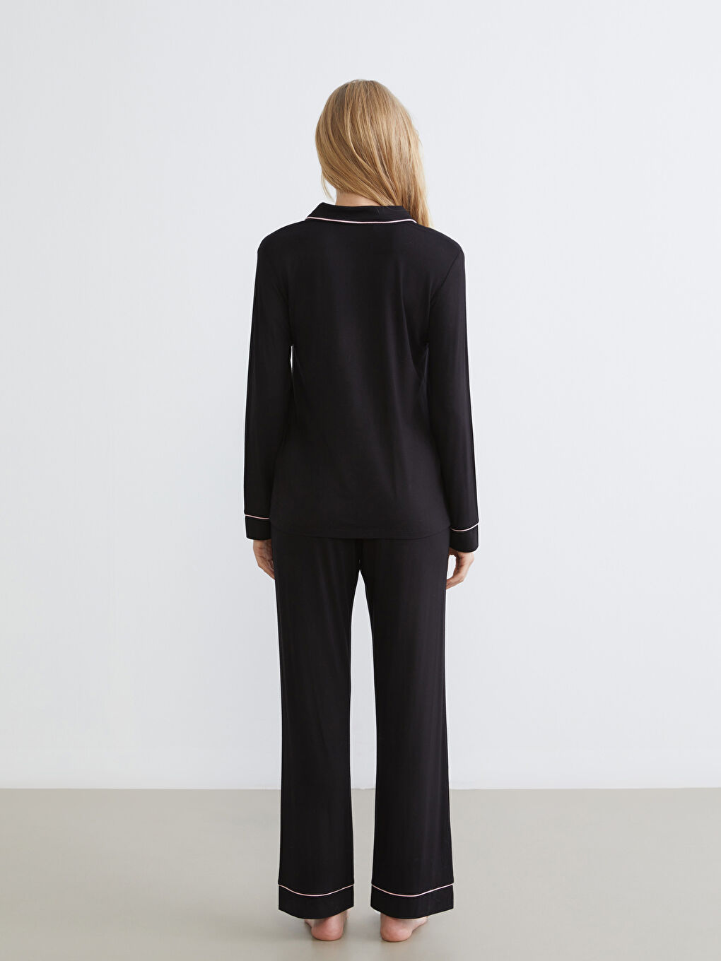 Collared Neck Women's Pyjama Set-3