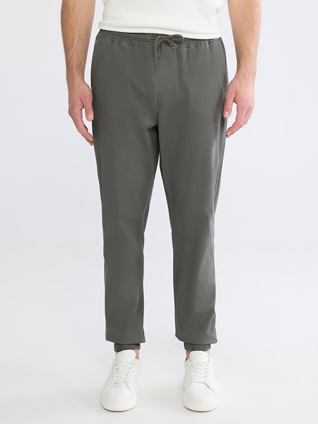 Man KHAKI Trousers-1