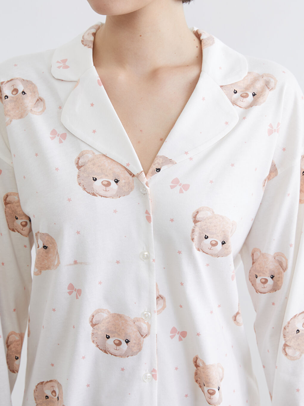 Ekru Gömlek Yaka Ayı Baskılı Kadın Pijama Üstü-2