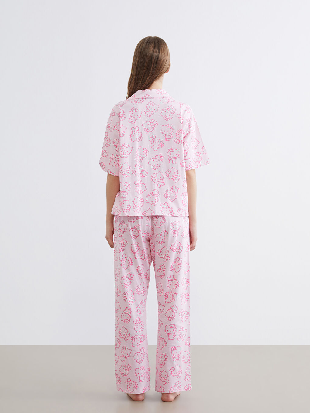 Hello Kitty Print Women's Pajama Set-3