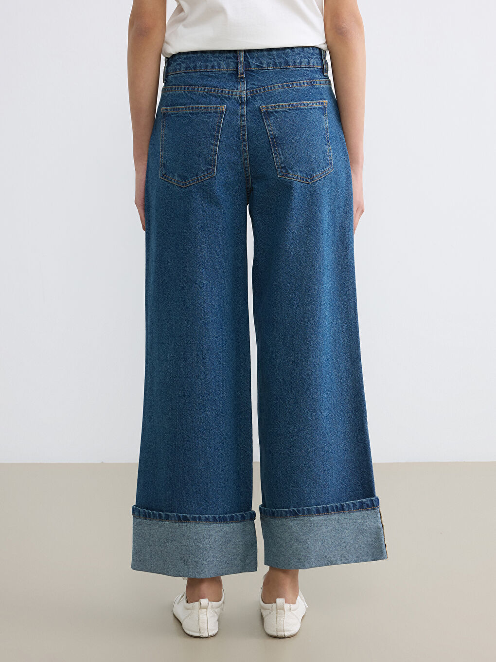 جينز نسائي واسع بخصر عالي-3