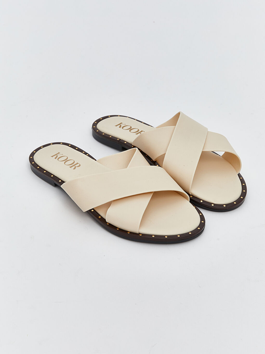 Bej Çapraz Bantlı Kadın Terlik