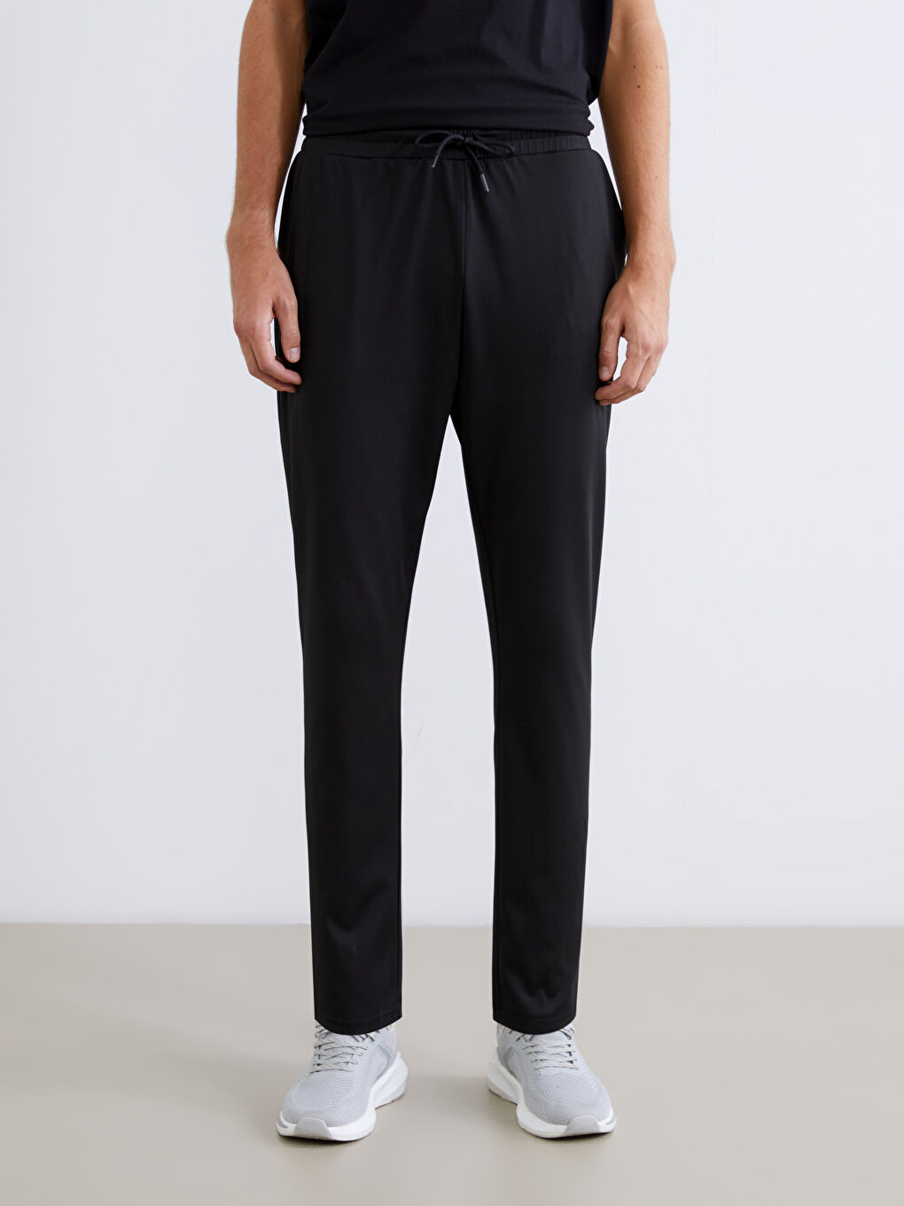 Man BLACK Sweatpants-1