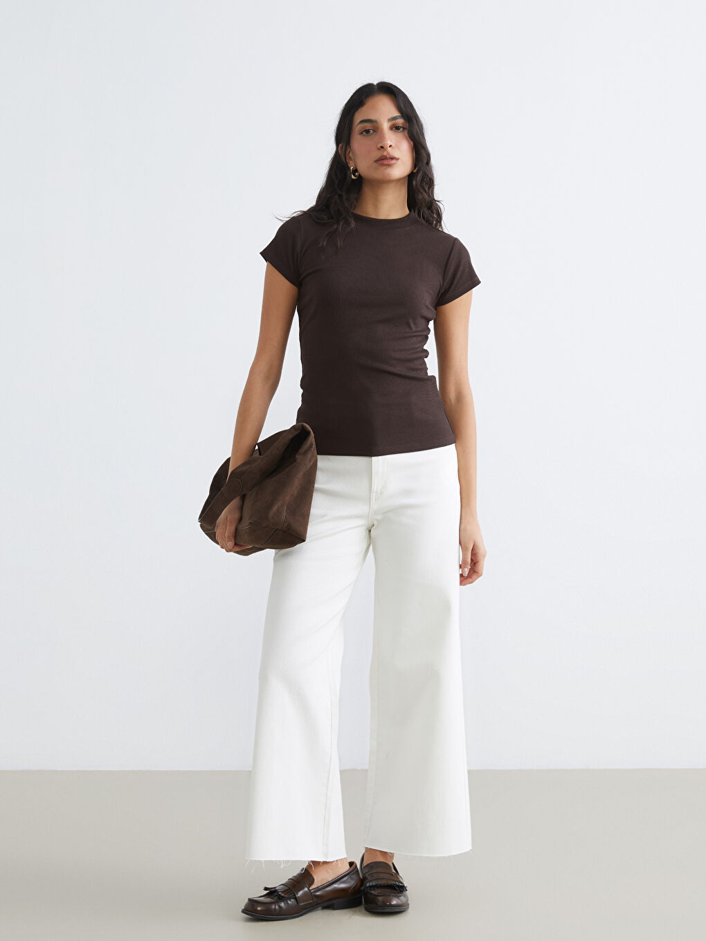 Женские джинсы широкого кроя