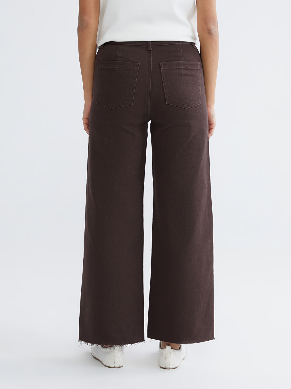 Women's Wide Leg Jean-3