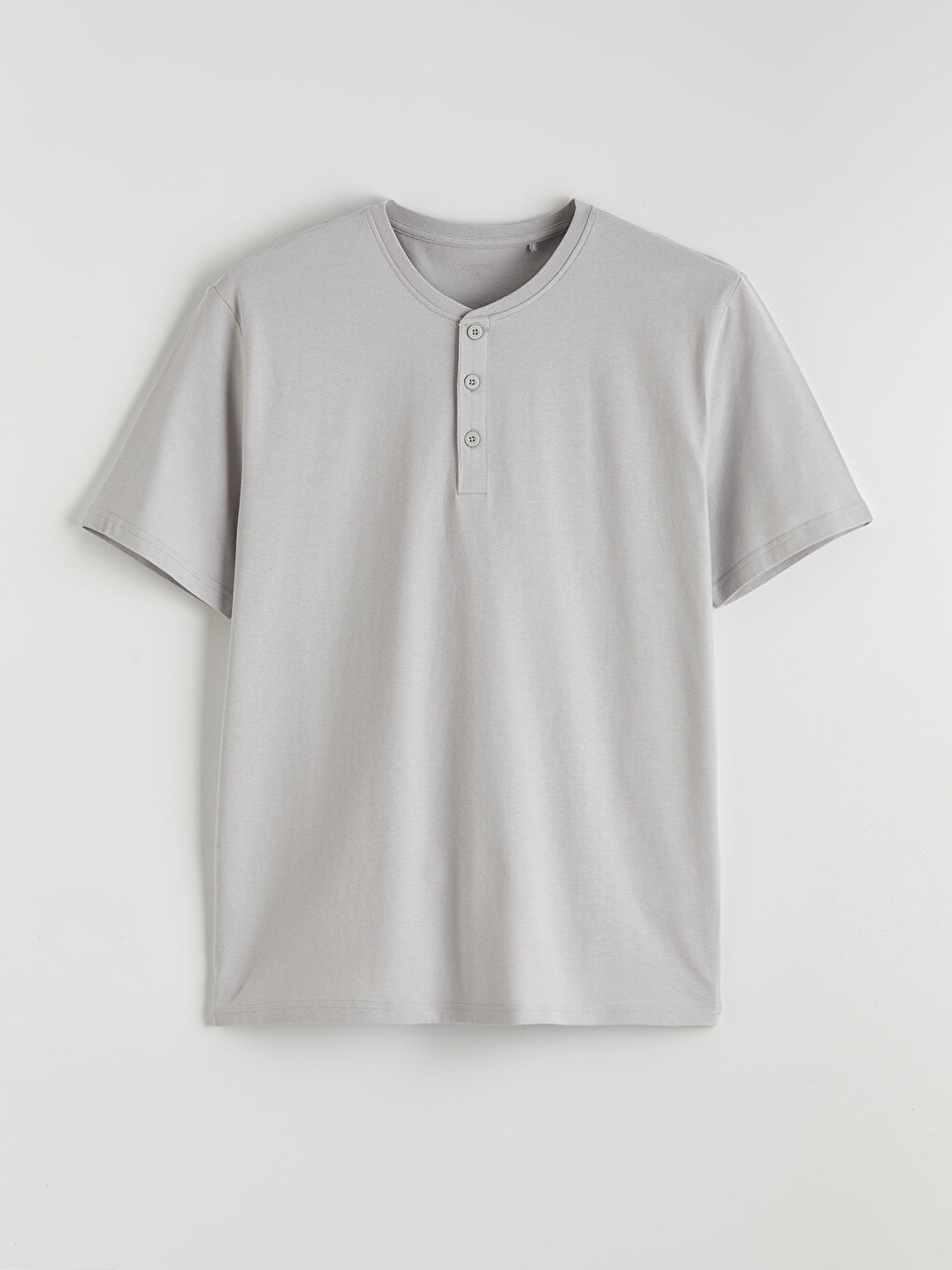 Мъжка пижама горна част с кръгло деколте и къс ръкав.-4