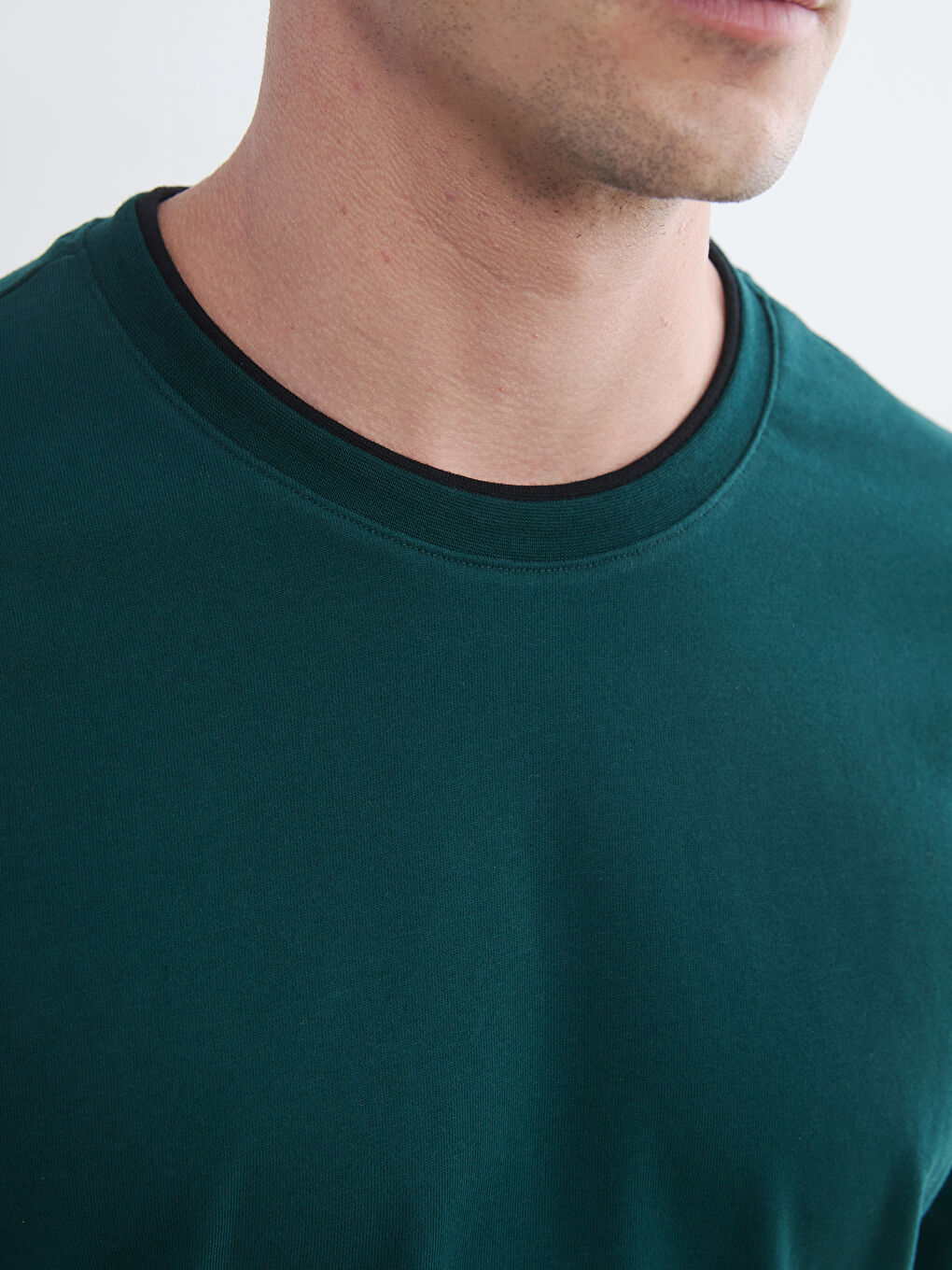 Ерлерге арналған дөңгелек жағалы пижаманың үсті-2