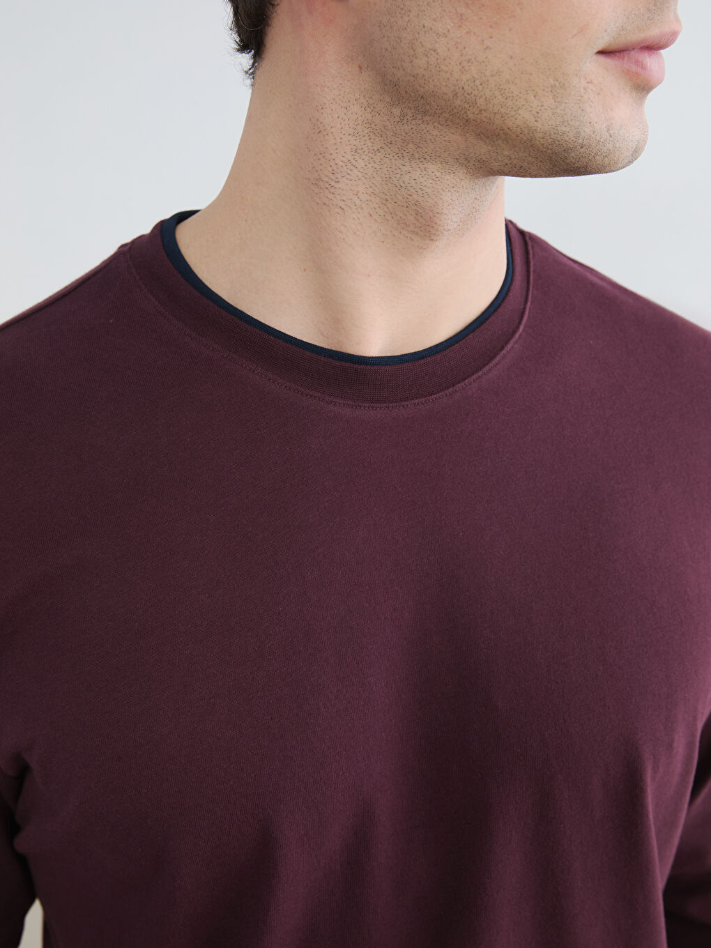 Ерлерге арналған дөңгелек жағалы пижаманың үсті-2