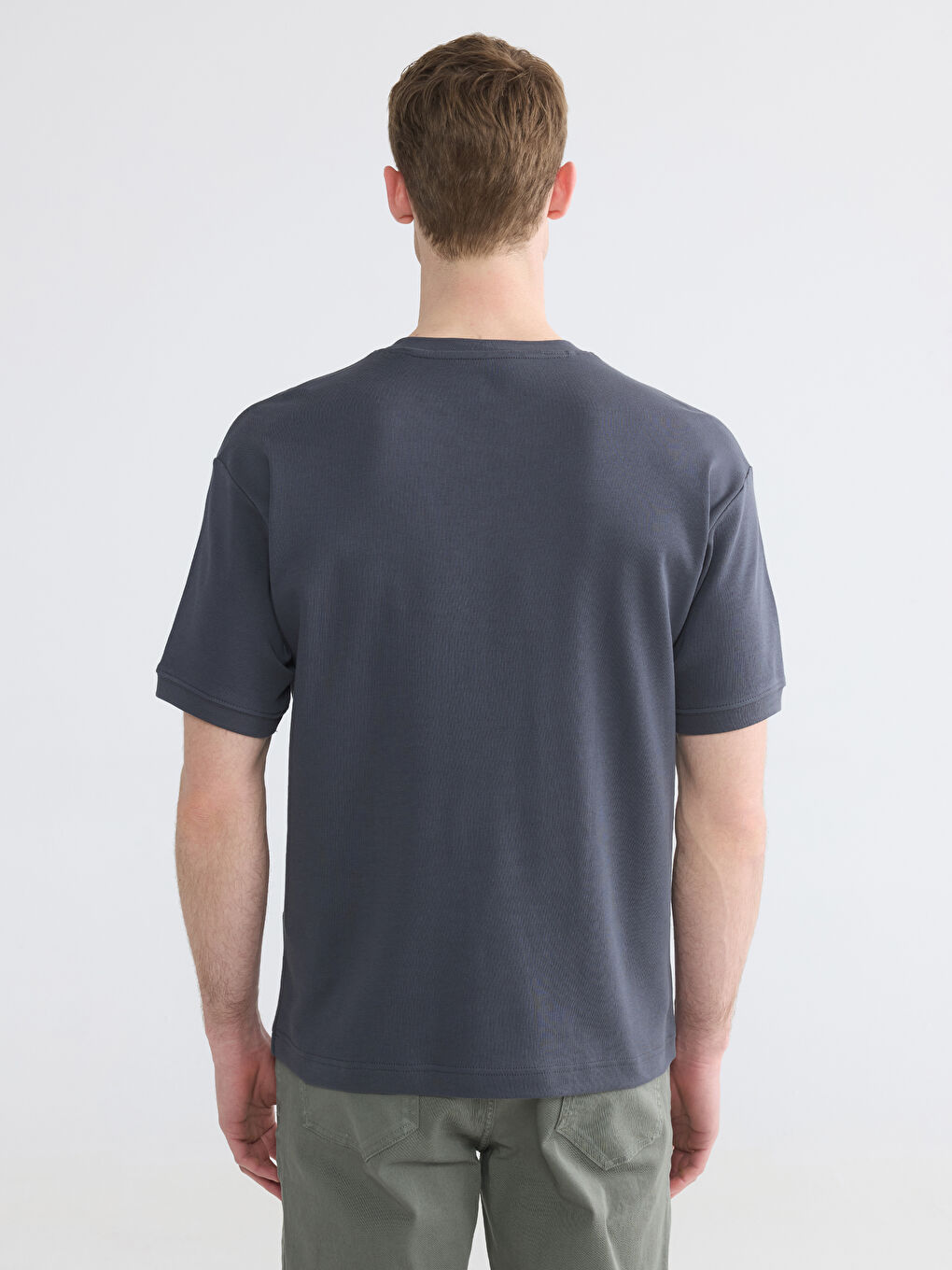 Gri Bisiklet Yaka Kısa Kollu Erkek Pijama Üst-3