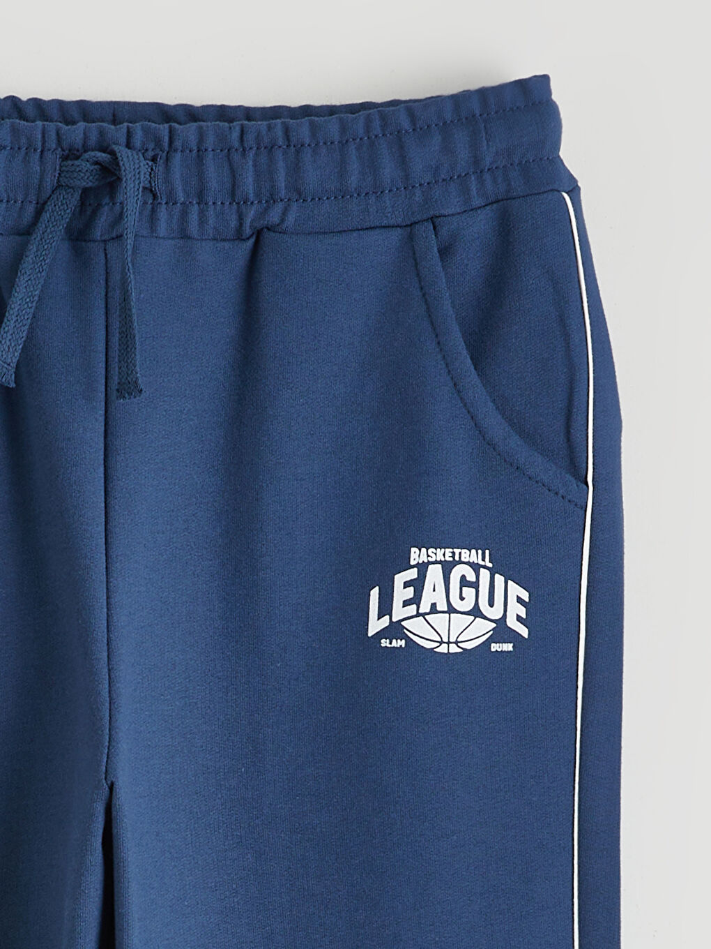 İndigo Erkek Çocuk	Tişört, Fermuarlı Sweatshirt ve Eşofman Alt-8