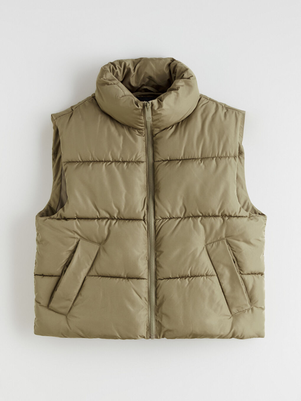 Puf Ženski Prsluk sa Levak Izrezom-5