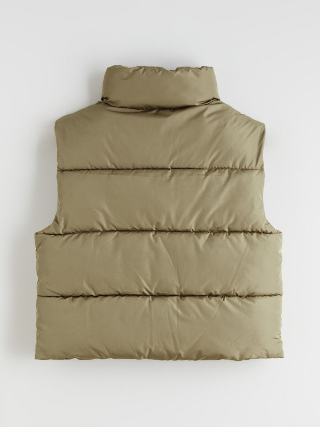 Puf Ženski Prsluk sa Levak Izrezom-7