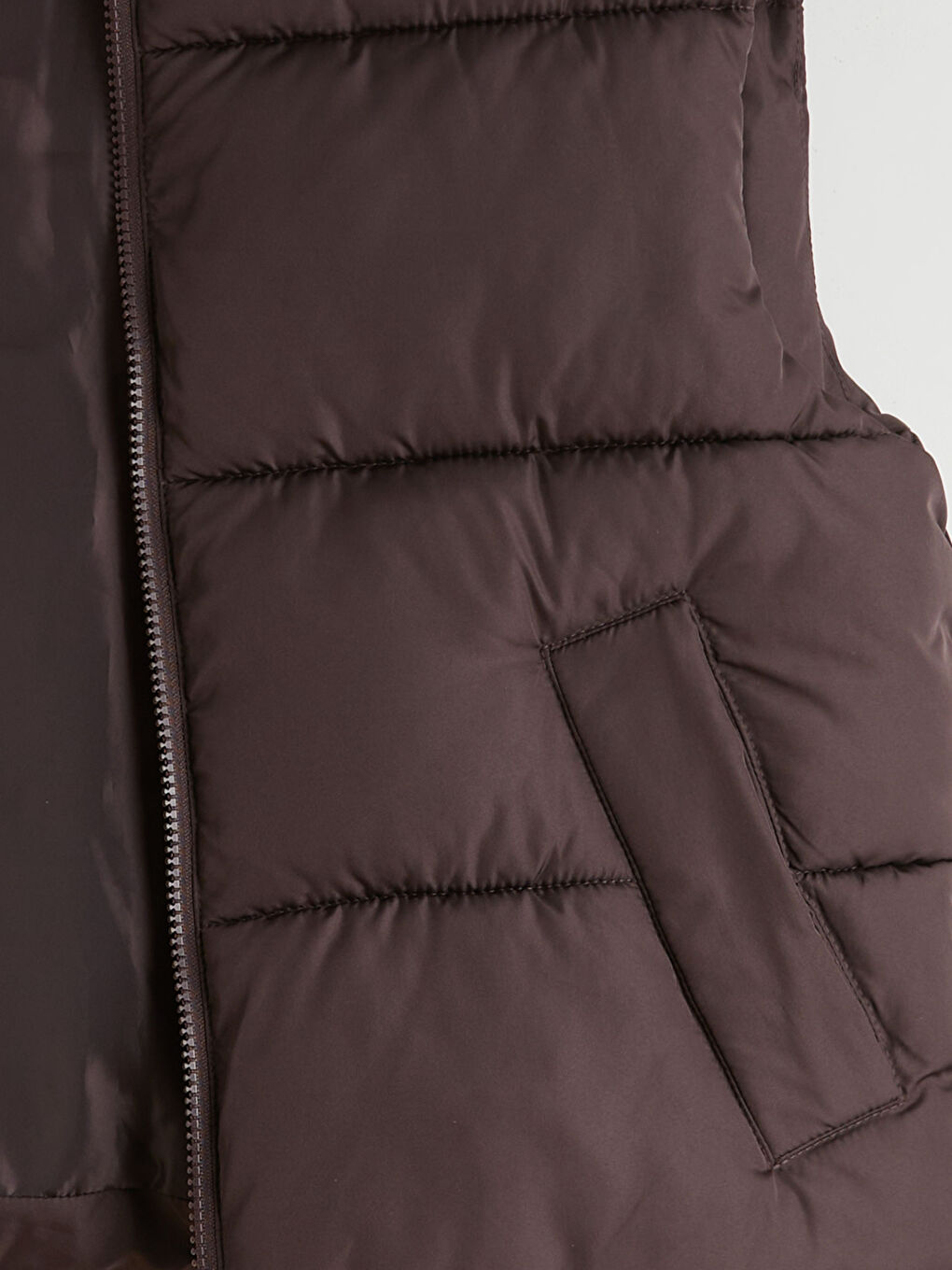 Funnel Neck Women's Puffer Gilet-7