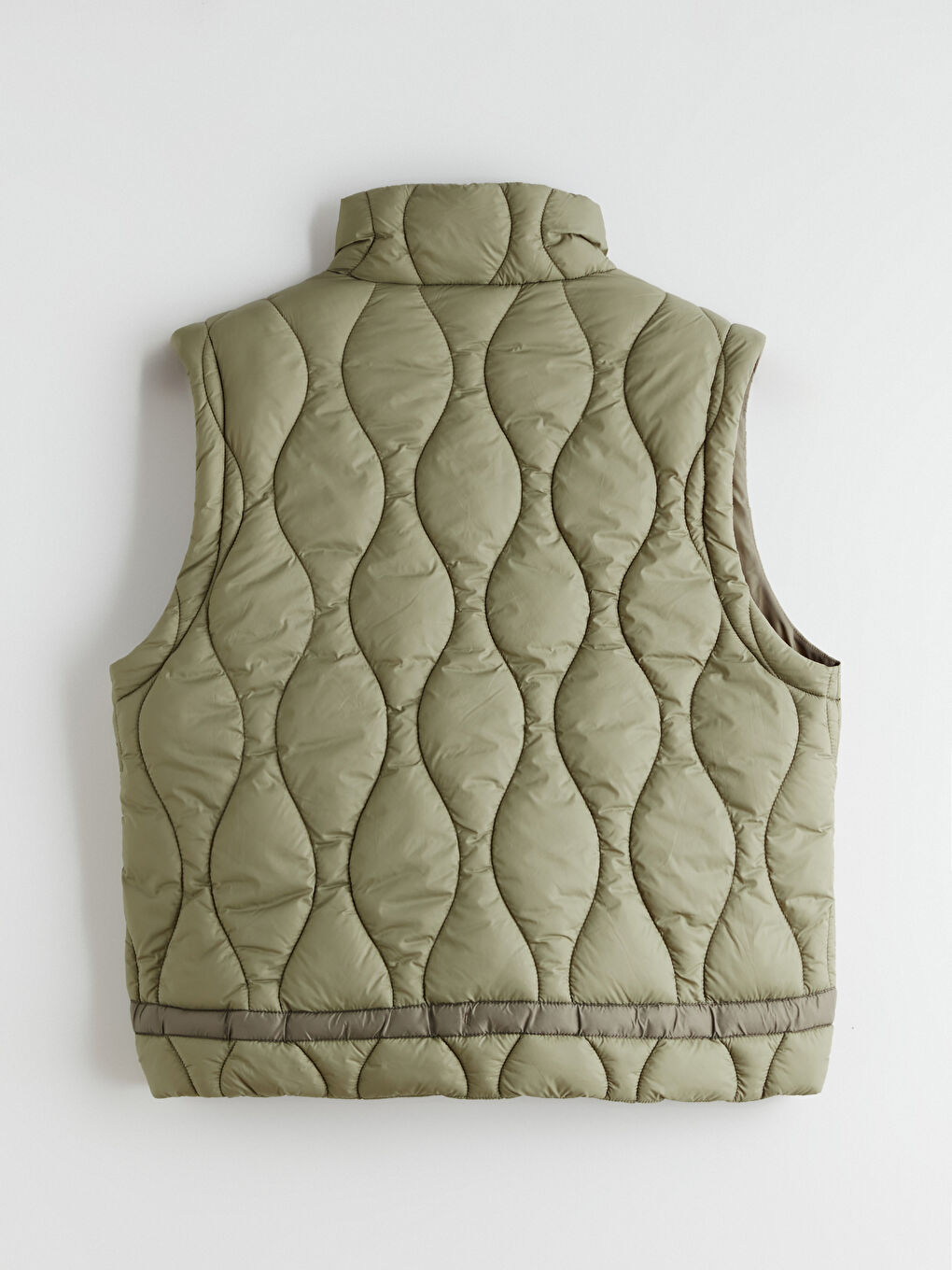 Haki Dik Yaka Kapitone Oversize Kadın Şişme Yelek-6