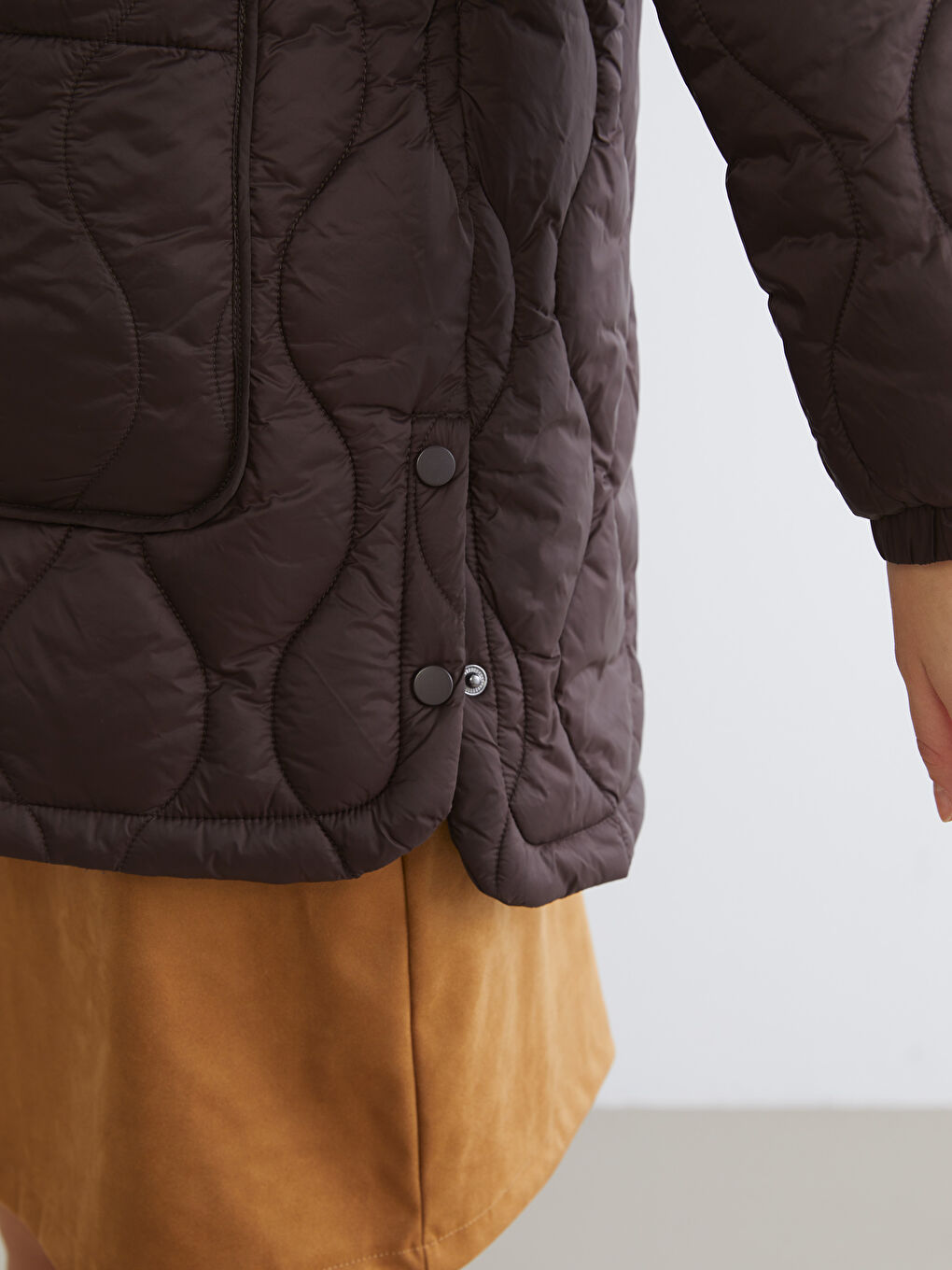 Hooded Quilted Women's Puffer Coat-2