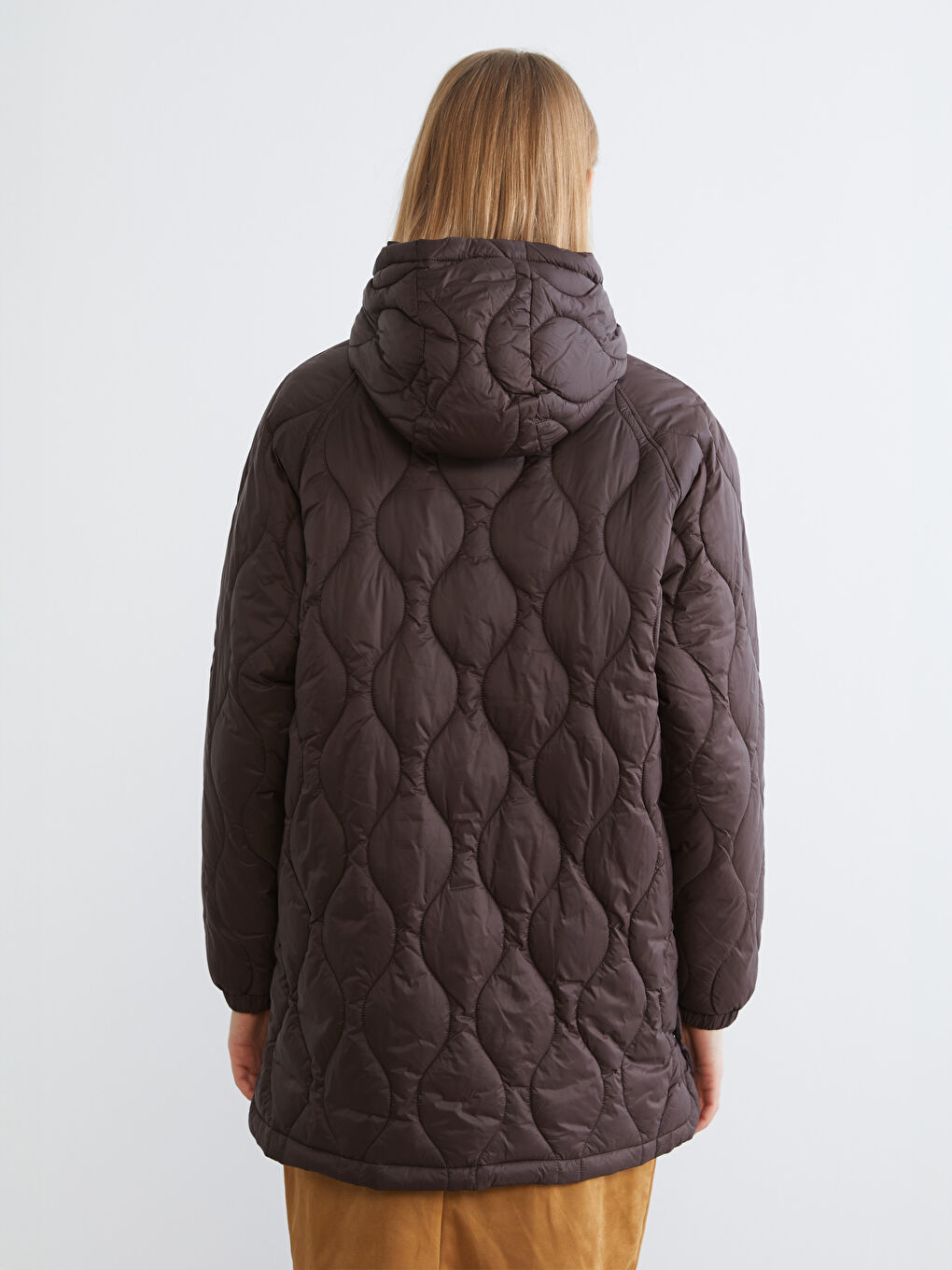 Hooded Quilted Women's Puffer Coat-3
