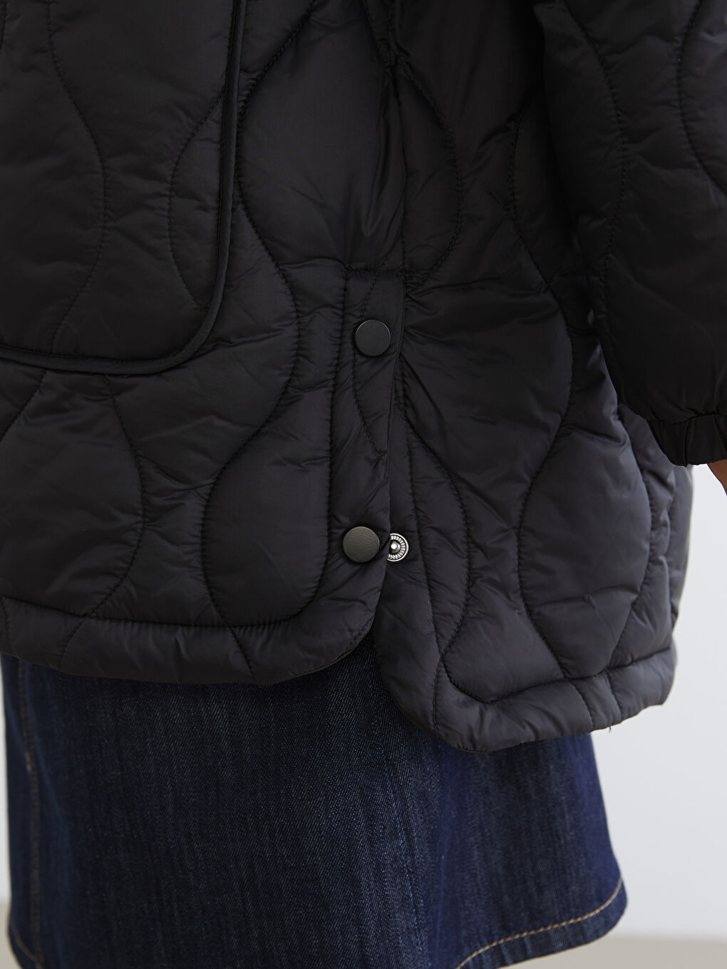 Hooded Quilted Women's Puffer Coat-2