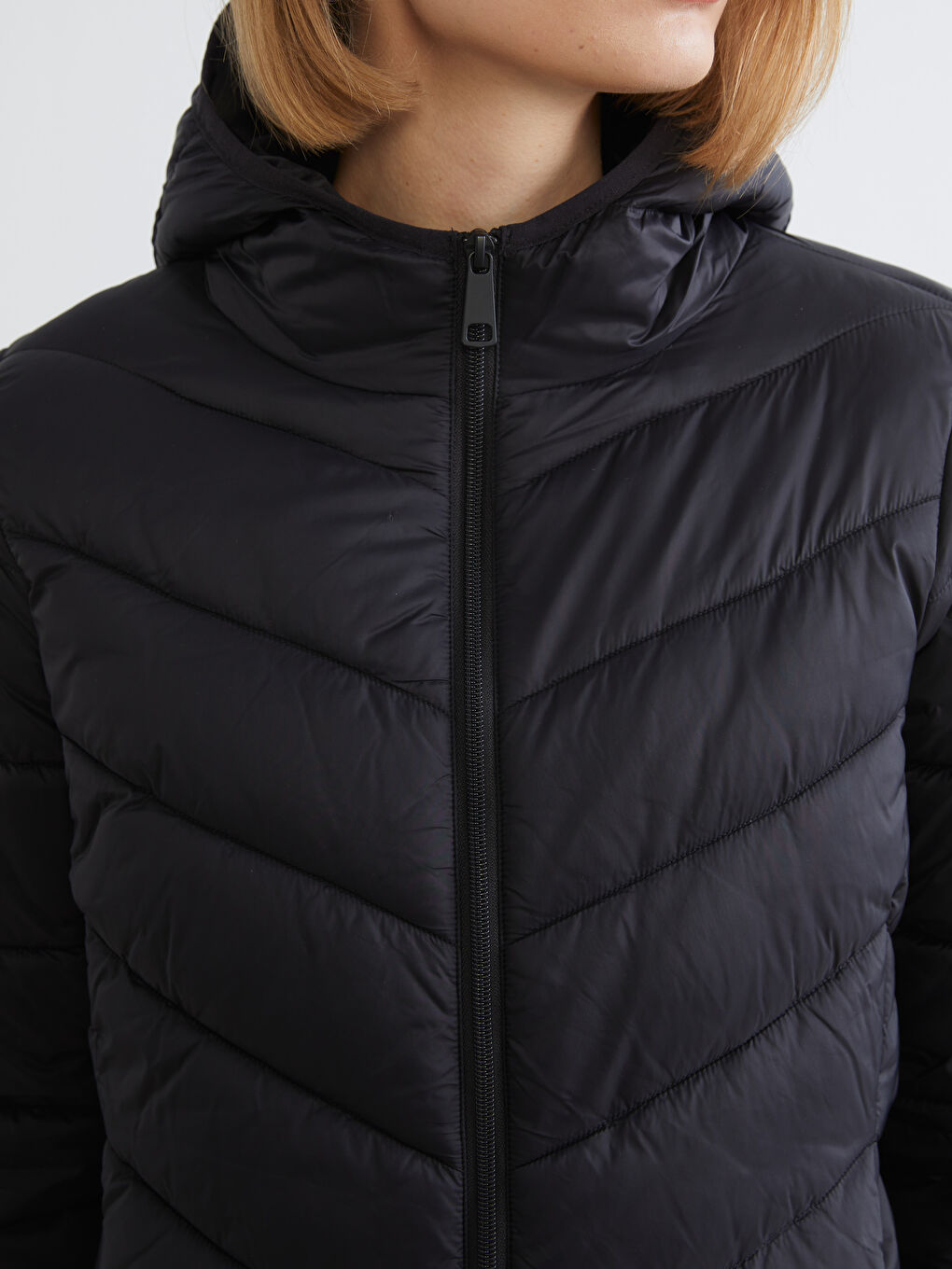 ქალი შავი დუტის ქურთუკი-2