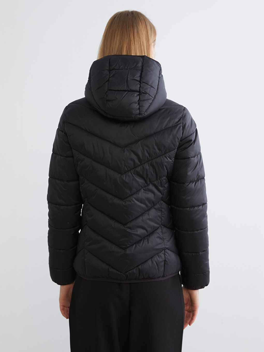 ქალი შავი დუტის ქურთუკი-3