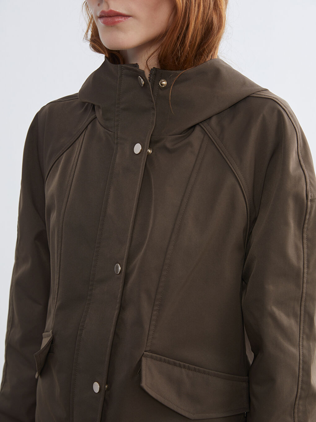 Kahverengi Kapüşonlu Oversize Kadın Yağmurluk-3