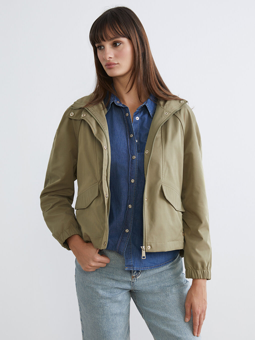 Haki Kapüşonlu Oversize Kadın Yağmurluk