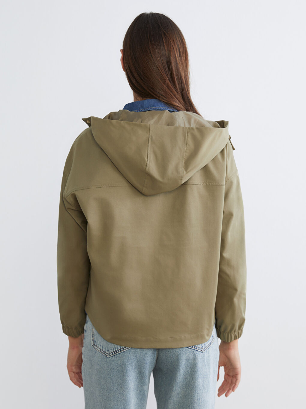 Haki Kapüşonlu Oversize Kadın Yağmurluk-4