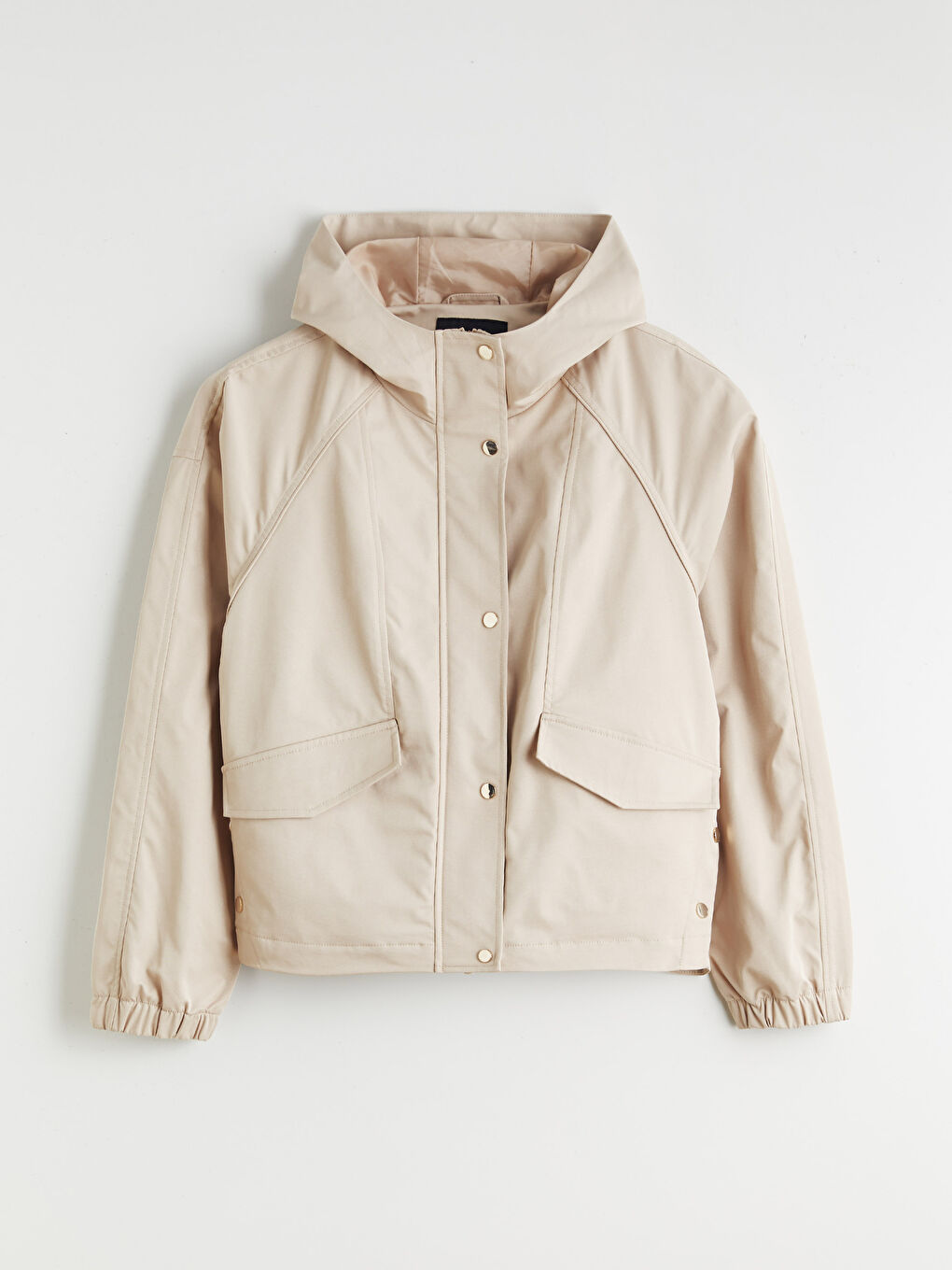 Bej Kapüşonlu Oversize Kadın Yağmurluk-5