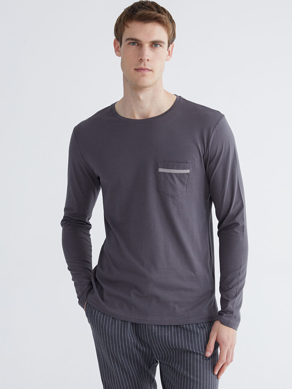 Gri Bisiklet Yaka Uzun Kollu Erkek Pijama Üst-1