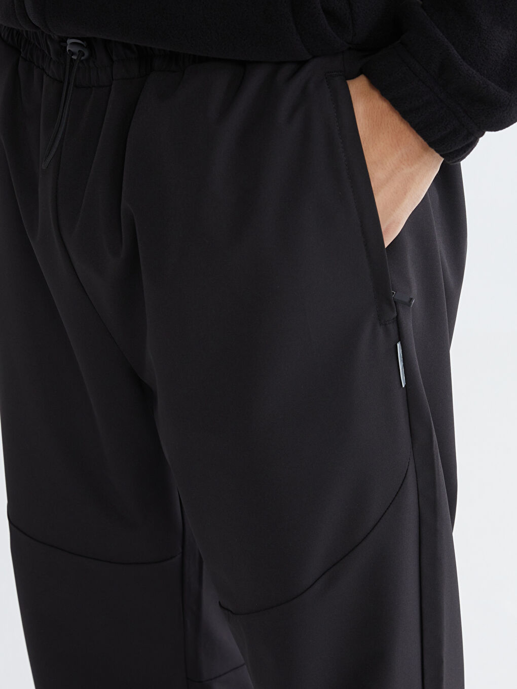 Siyah Standart Kalıp Erkek Jogger Eşofman Altı-2