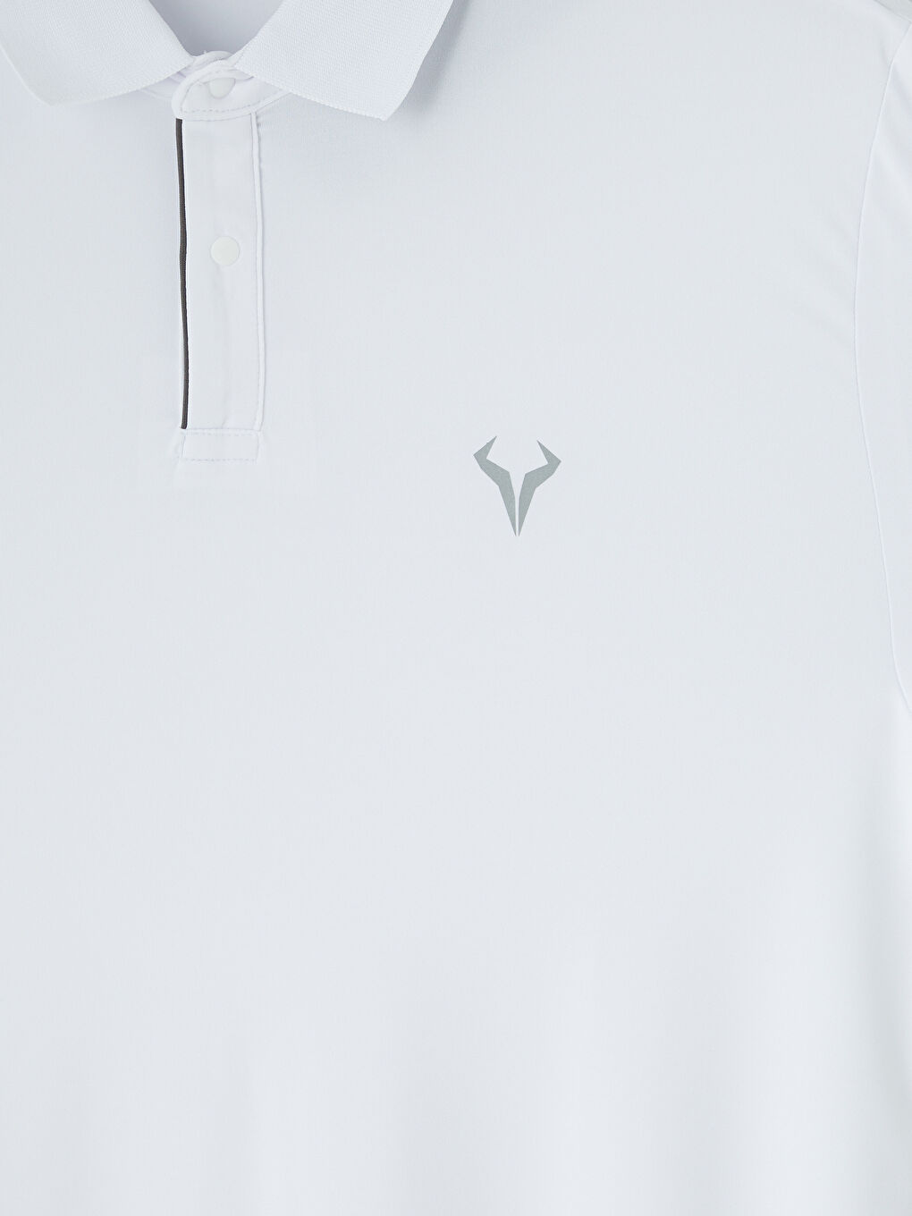 Beyaz Polo Yaka Nakışlı Erkek Spor Tişört-2