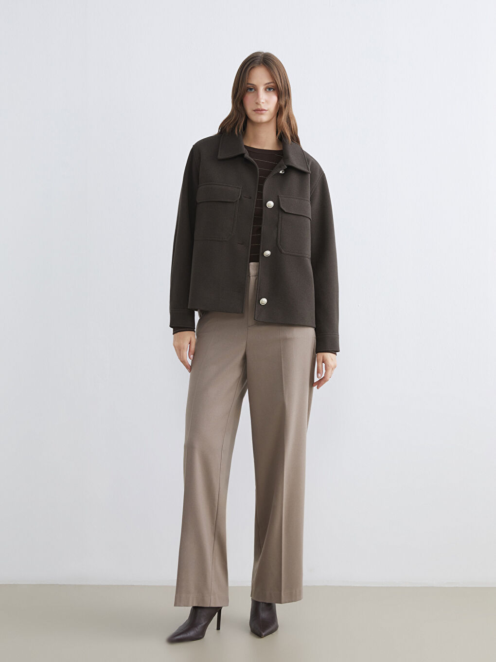 Kahverengi Gömlek Yaka Kadın Kaşe Ceket	-1