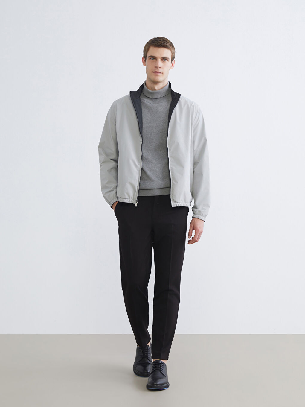 Men's Standard Fit Stand-Up Collar Jacket-2