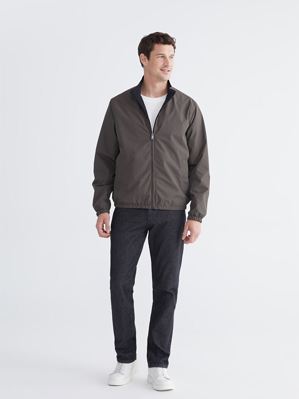 Siyah Standart Kalıp Dik Yaka Erkek Mont-1