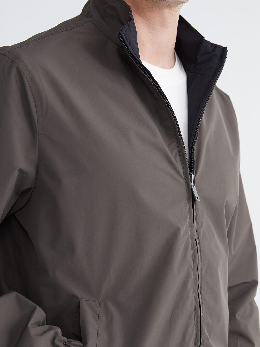 Siyah Standart Kalıp Dik Yaka Erkek Mont-2