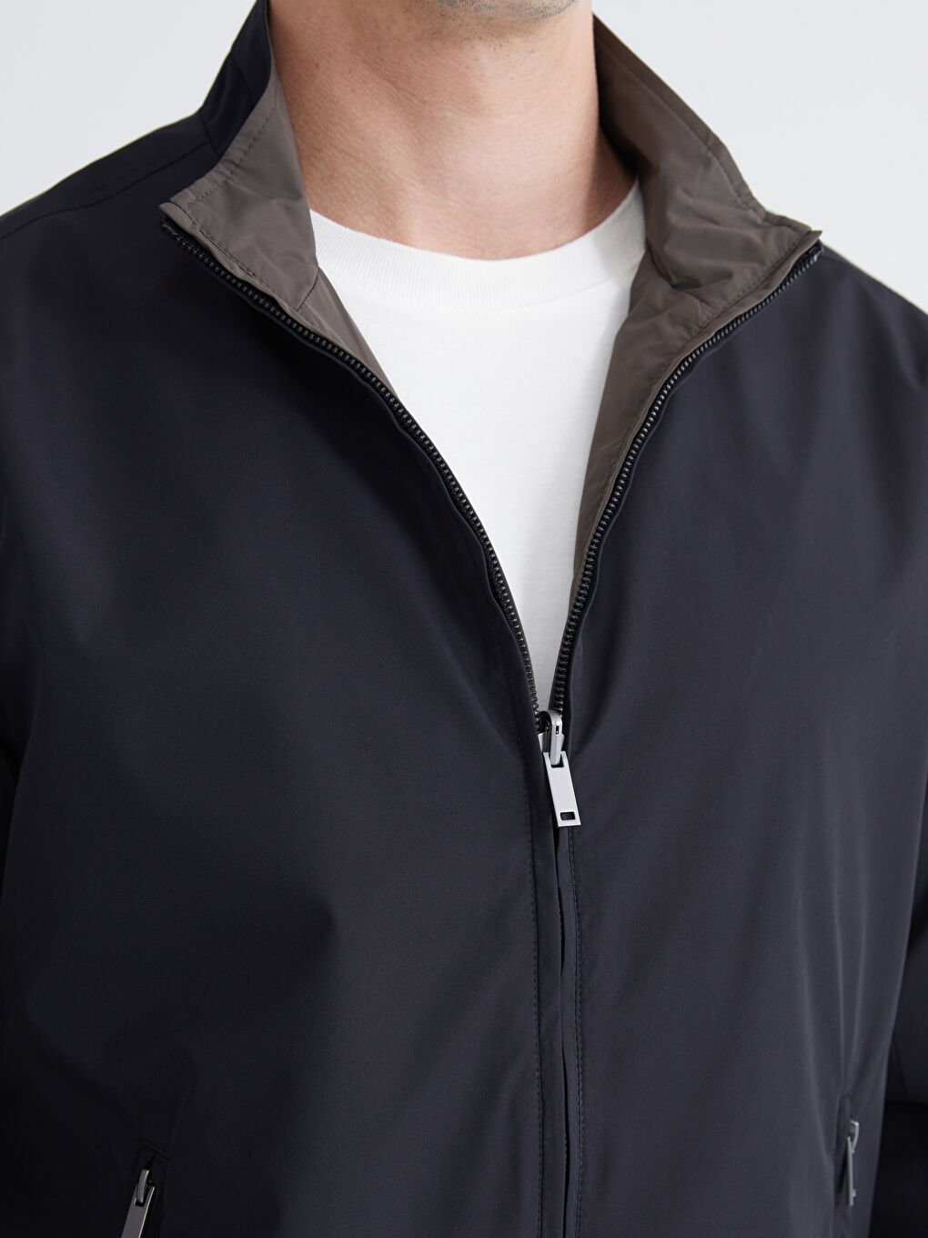 Siyah Standart Kalıp Dik Yaka Erkek Mont-4