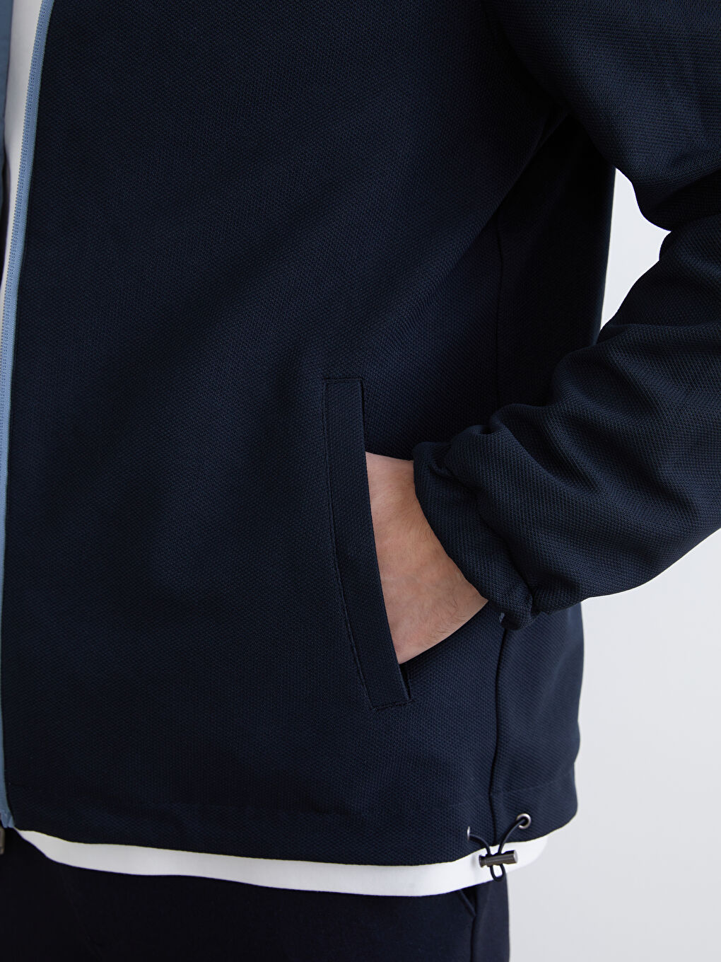 Mavi Fermuarlı Kapüşonlu Regular Fit Erkek Mont	-3