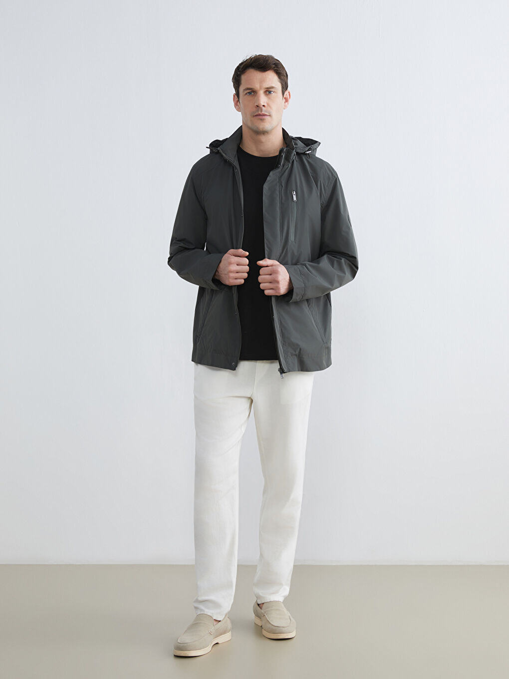 Haki Standart Kalıp Kapüşonlu Erkek Mont-1