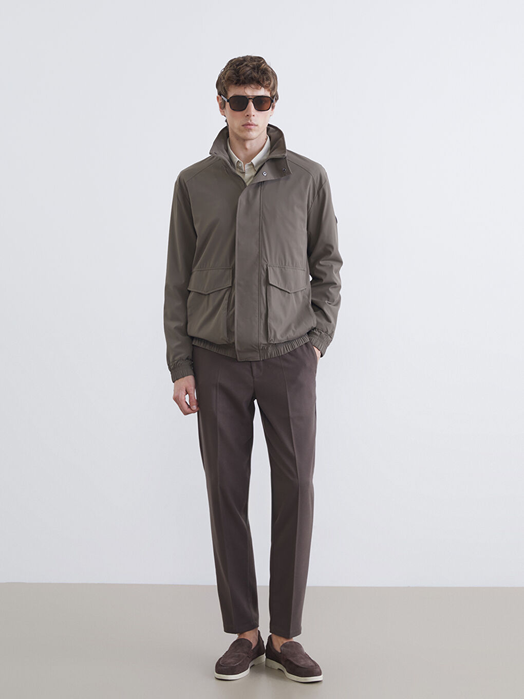 Kahverengi Standart Kalıp Kapüşonlu Erkek Yağmurluk-1