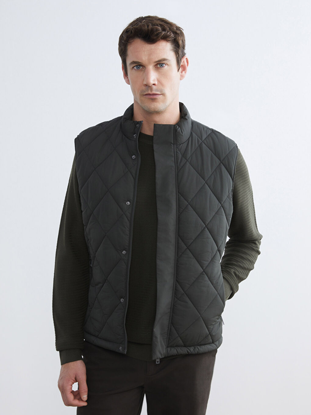 Haki Standart Kalıp Dik Yaka Erkek Şişme Yelek