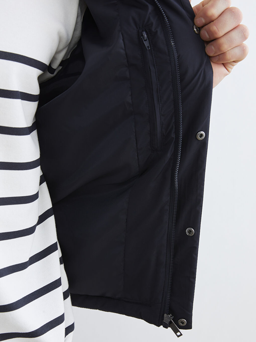 Lacivert Standart Kalıp Dik Yaka Erkek Şişme Yelek-3