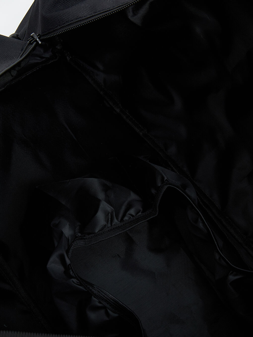 Siyah Çok Bölmeli Erkek Spor Çantası-4