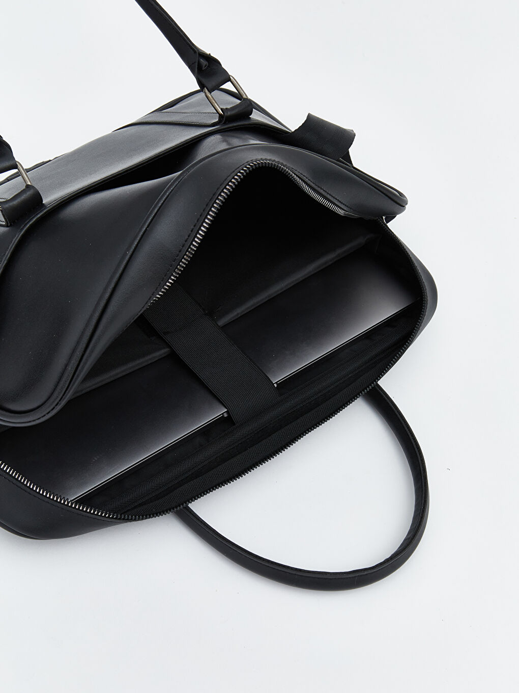 Siyah Deri Görünümlü Erkek Laptop Çantası-2