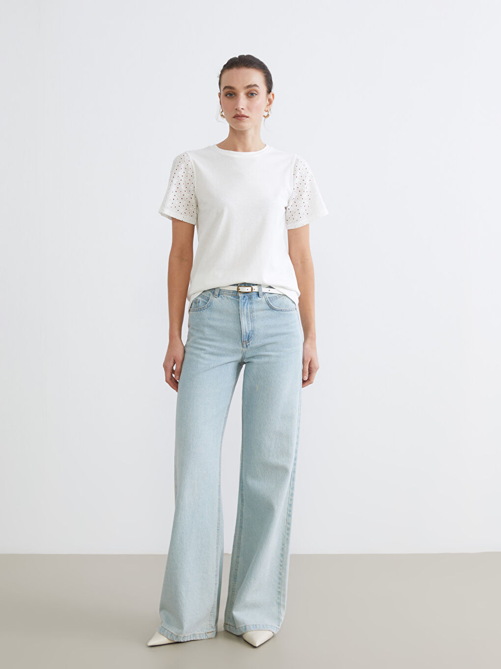 Crew Neck Lace Detailed Blouse-1