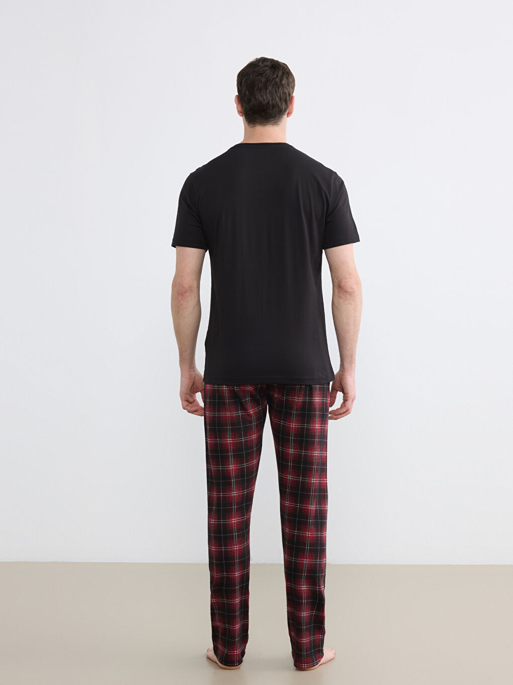 Siyah Bisiklet Yaka Ekose Erkek Pijama Üst-2