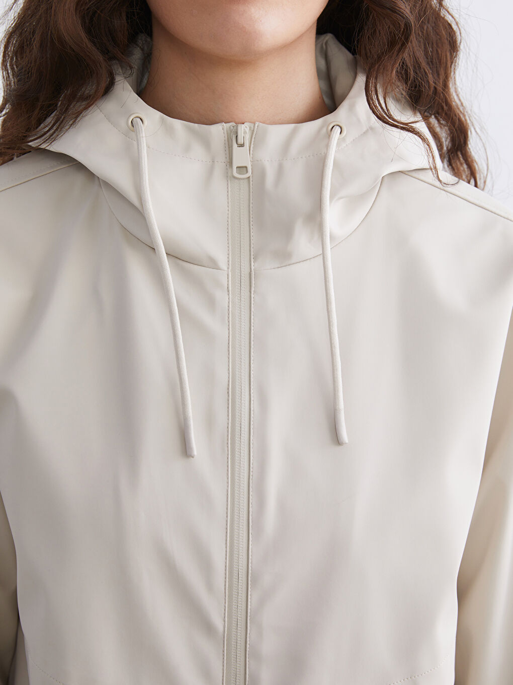 Дамски дъждобран с качулка-2